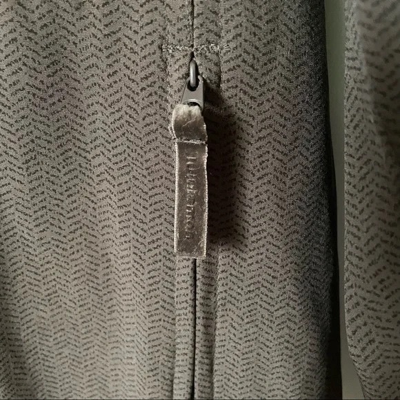 Lululemon Apres Brown & Pink Yoga Rain Jacket, Sz 6 - Picture 7 of 16